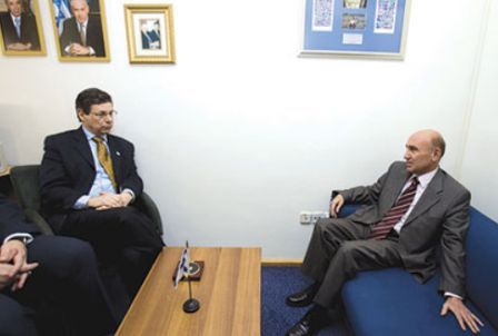 جزئیات رفتار تحقیر آمیز اسرائیل با سفیر ترکیه (+ فیلم)