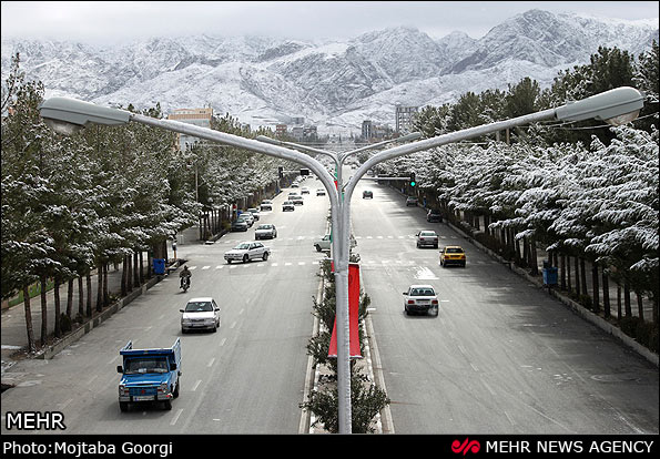 بارش برف در بیرجند (گزارش تصویری)