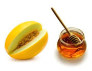 چرا مصرف خربزه با عسل مرگ آور است 