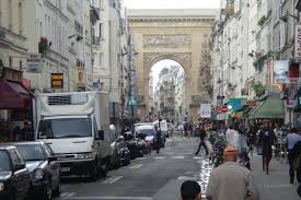 سوغات فرنگ: زیر پل قدیمی بلوار سن دونی در پاریس