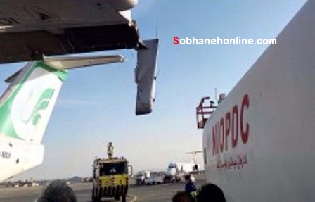 تصادف هواپیمای ماهان با کامیون حمل سوخت در مهرآباد/ نوک بال کنده شد (+عکس) 