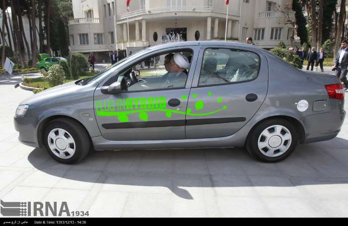 رانندگی حسن روحانی (عکس)