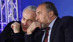 وزیر خارجه اسرائیل: نتانیاهو درباره ایران حرافی می کند/ آمریکا: نتانیاهو سیاه نمایی می کند
