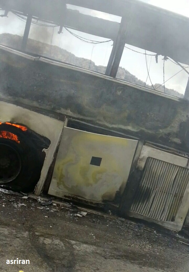 آتش گرفتن اتوبوس ولوو در جاده شیراز (+عکس)
