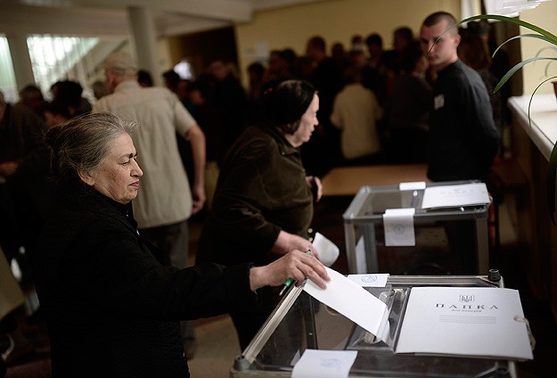 جدایی طلبان پای صندوق های رای؛ آری یا نه به تجزیه اوکراین