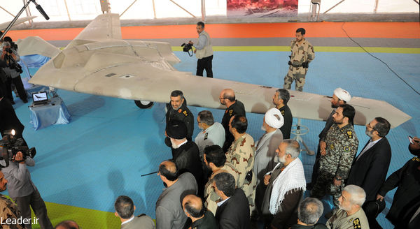 بازدید رهبر انقلاب از نمایشگاه دستاوردهای نیروی هوافضای سپاه