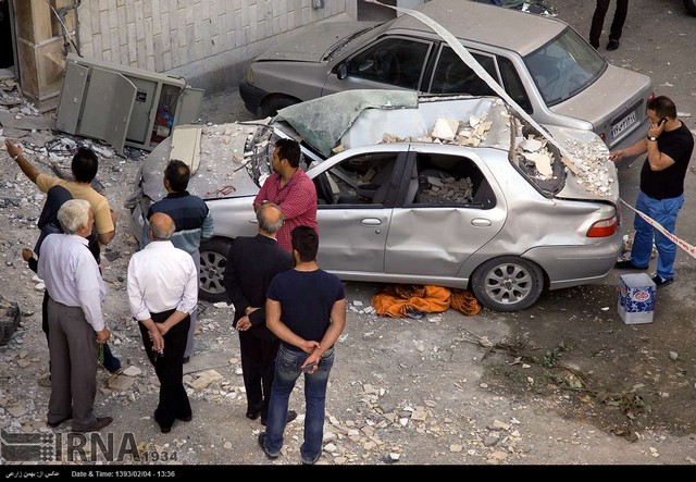 انفجار گاز در یک واحد مسکونی - کرمانشاه (عکس)