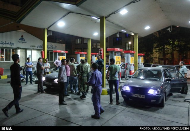 پمپ بنزین های تهران بعد از قیمت جدید سوخت (عکس)