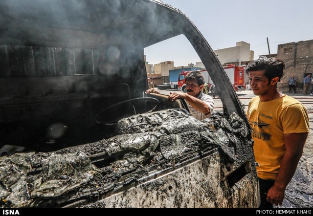 آتش سوزی انبار قطعات خودرو در تهران (عکس)