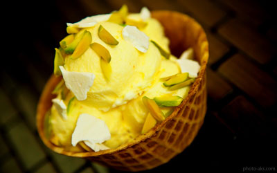 بستنی ایرانی از «ممد ریش» تا «آیس پک»