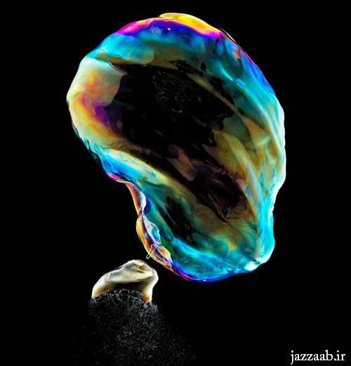 لحظه ترکیدن حباب صابون (عکس)