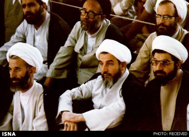 روحانی در کنار آیت‌الله محمدی گیلانی (+عکس)