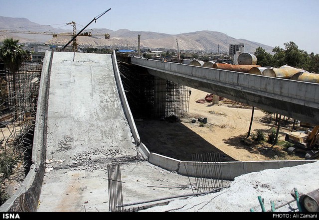 ریزش پل در شیراز (عکس)