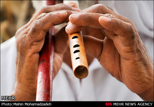 شیرمحمد اسپندار ، نوازنده موسیقی 83 ساله بلوچی (عکس)