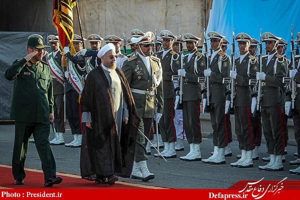 بازدید روحانی از نمایشگاه  وزارت دفاع (عکس)