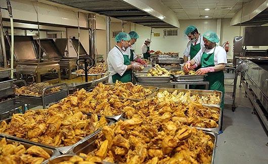 آشپزخانه حجاج ایرانی در مدینه منوره (عکس)