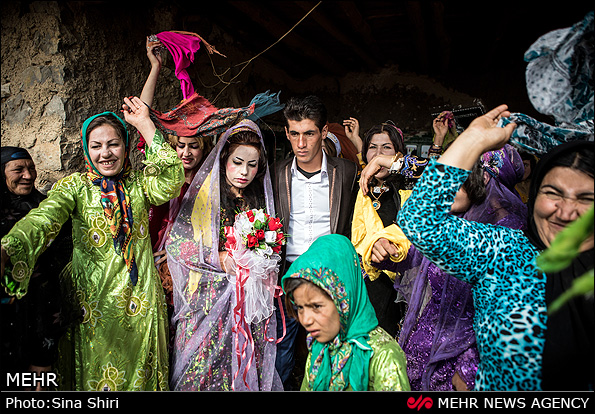 مراسم عروسی در روستاهای کهگیلویه و بویراحمد (عکس)