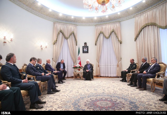 دیدار وزیر دفاع لبنان با روحانی (عکس)