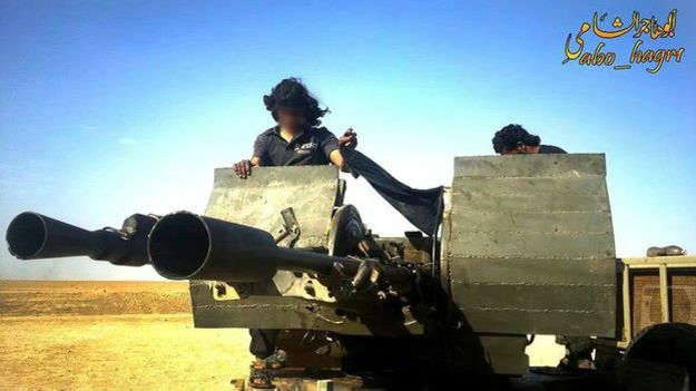 جنگجویان کوچک داعش (+عکس)