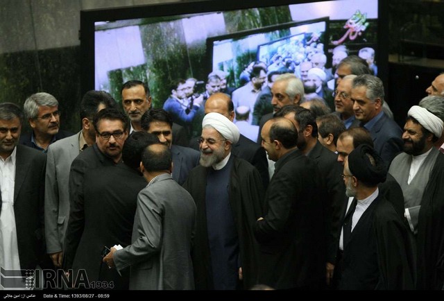 روحانی: دانش را اصولگرایان به من معرفی کردند/ یک نماینده: انتخاب همه وزیران پیشنهادی علوم از مجموعه 