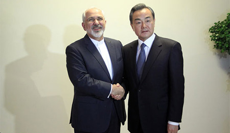 سفر وزیر خارجه چین به لوزان/ دیدار با ظریف / لغو بازگشت کری به آمریکا
