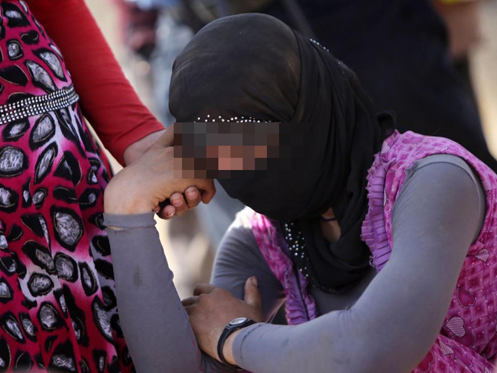 هشت فرمان داعش برای نحوه رابطه با بردگان جنسی