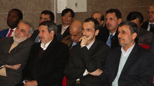 اولین حضور بقایی در کنار احمدی‌نژاد پس از آزادی (+عکس)