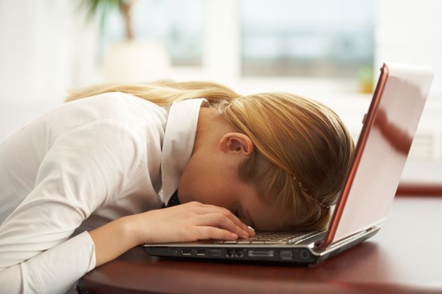 ۸ دلیل مهم خستگی مفرط