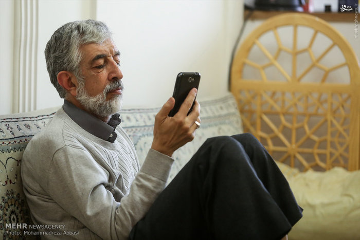 حداد عادل محو در شبکه های اجتماعی موبایلی (+ عکس)