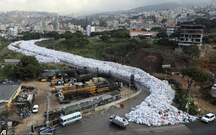 زباله های بیروت  روی دست دولت لبنان باد کرد (+عکس)