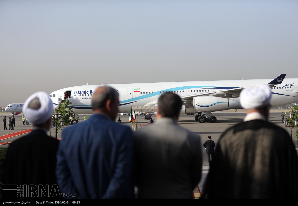 روحانی با این هواپیما به اندونزی رفت (عکس)
