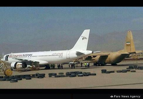 برخورد دو هواپیما در فرودگاه مهرآباد (+عکس)