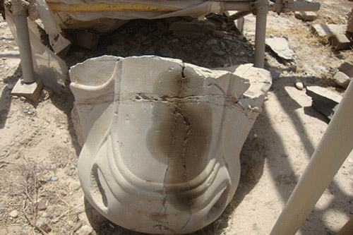 یک شوخی ترسناک با «تختجمشید»! یک شوخی ترسناک با «تختجمشید»!