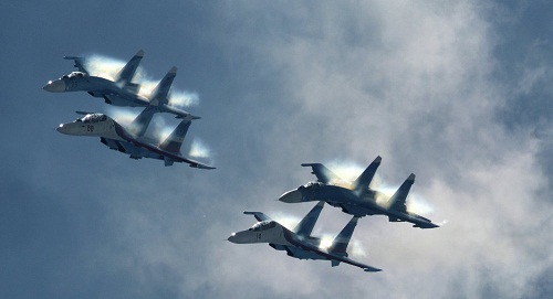عملیات بزرگ 50 هواپیما و هلی‌کوپتر ارتش روسیه علیه داعش/ عبور هواپیماهای روسیه از آسمان ایران
