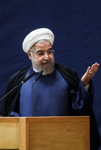 روحانی: در تفکر افراطی هیچ‌گاه نباید با آژانس و سازمان ملل همکاری کرد/ اگر تفکر ما برد - باخت بود، 90 سال دیگر هم به پیروزی نمی‌رسیدیم / فرصت حاصله از برجام دائمی نیست