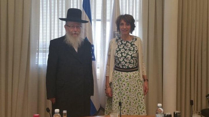 جنجال دست ندادن وزیر اسرائیلی با وزیر زن فرانسوی