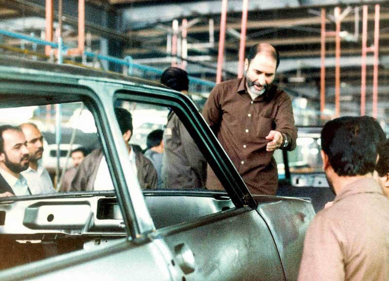 بازار خودروی ایران در سال 70 (+عکس)