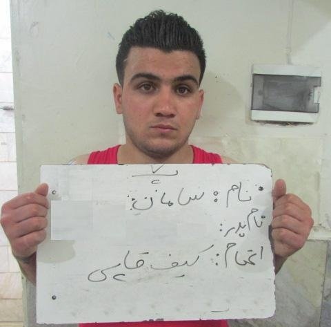 دستگیری موبایل‌قاپ 19 ساله در بازار تهران (+عکس)