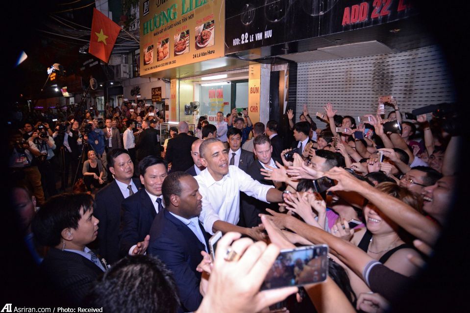 استقبال از اوبما در خیابان های ویتنام (عکس)