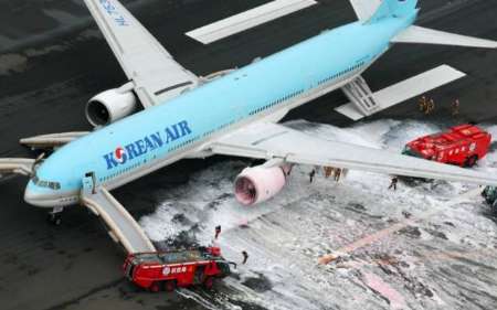 آتش سوزی در هواپیمای مسافربری کره جنوبی (+عکس)