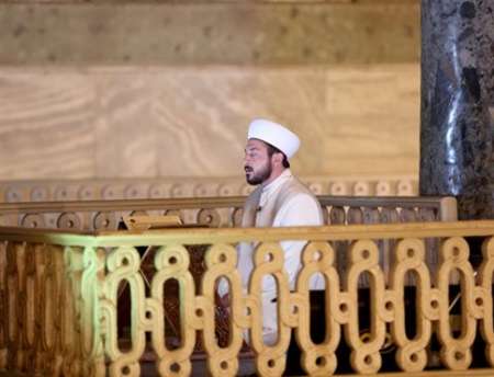 اعتراض یونان به اذان گویی در « آیا صوفیه» : ترکیه باید یاد بگیرد که به آثار تاریخی و فرهنگی احترام بگذارد
