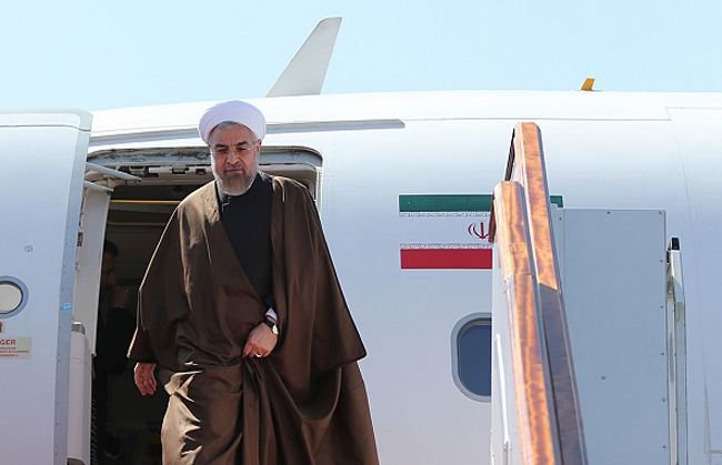 حسن روحانی؛ رئیس‌جمهور تنها
