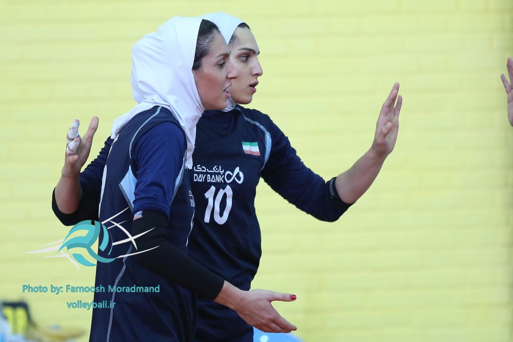 آماده سازی دختران والیبال برای قهرمانی آسیا(+گزارش تصویری)