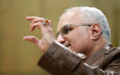 چهار نکته درباره بازداشت حسن عباسی