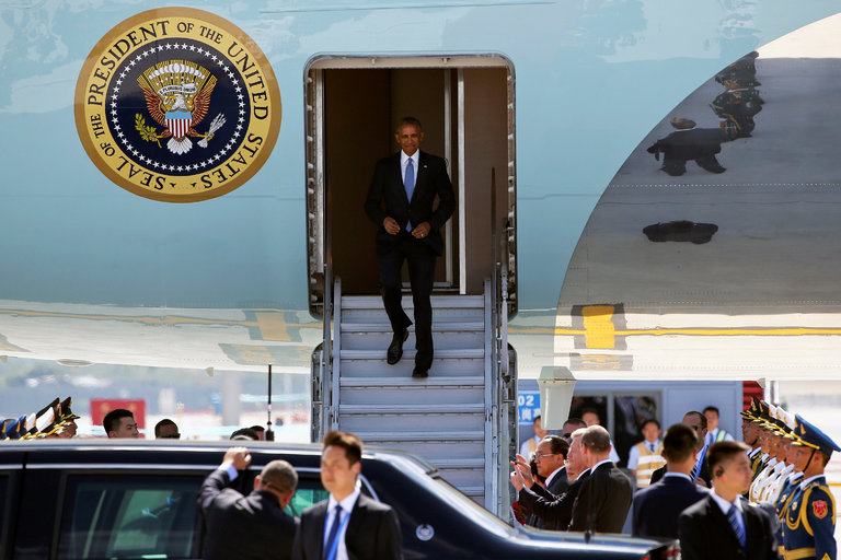 استقبال توهین آمیز از اوباما در چین (+عکس و فیلم)