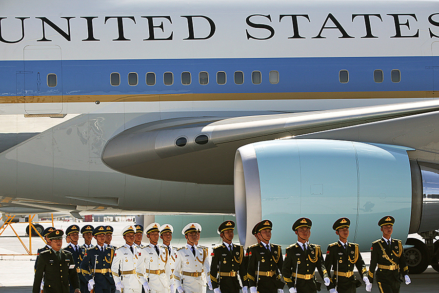 استقبال توهین آمیز از اوباما در چین (+عکس و فیلم)