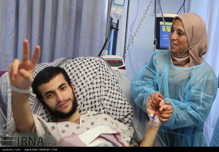 آزادی اسیر 19 ساله فلسطینی در رام الله (+عکس)