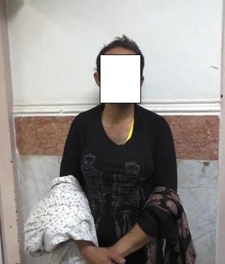 دستگیری مرد زنانه‌پوش در امامزاده (+عکس)