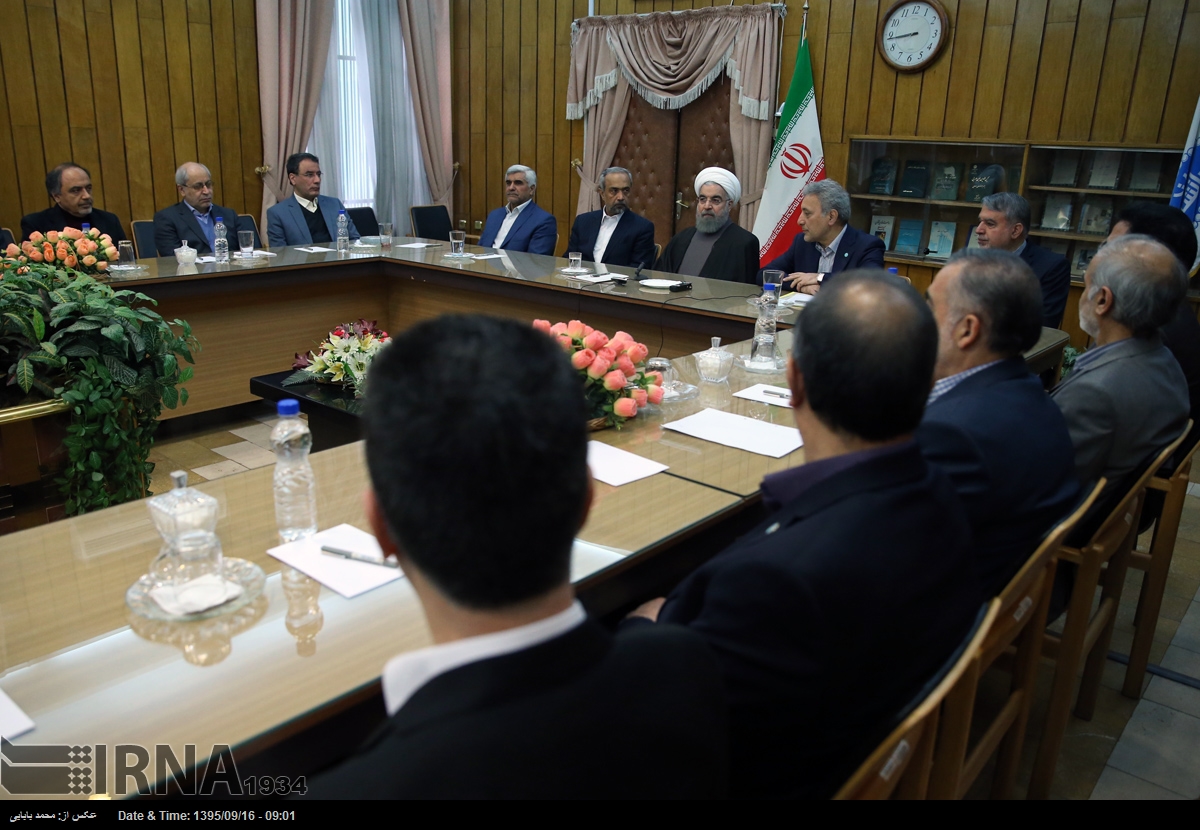 حضور روحانی در دانشگاه تهران (+عکس)