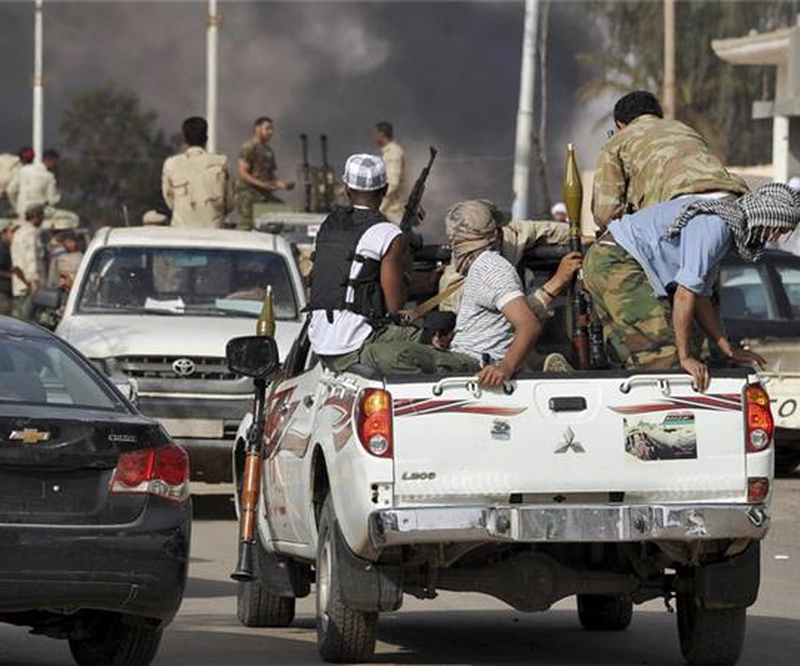 یک میمون در لیبی جنگ قبیله ای به پا کرد: 21 کشته و 100 زخمی